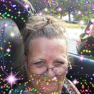 Meet your Posher, Diana